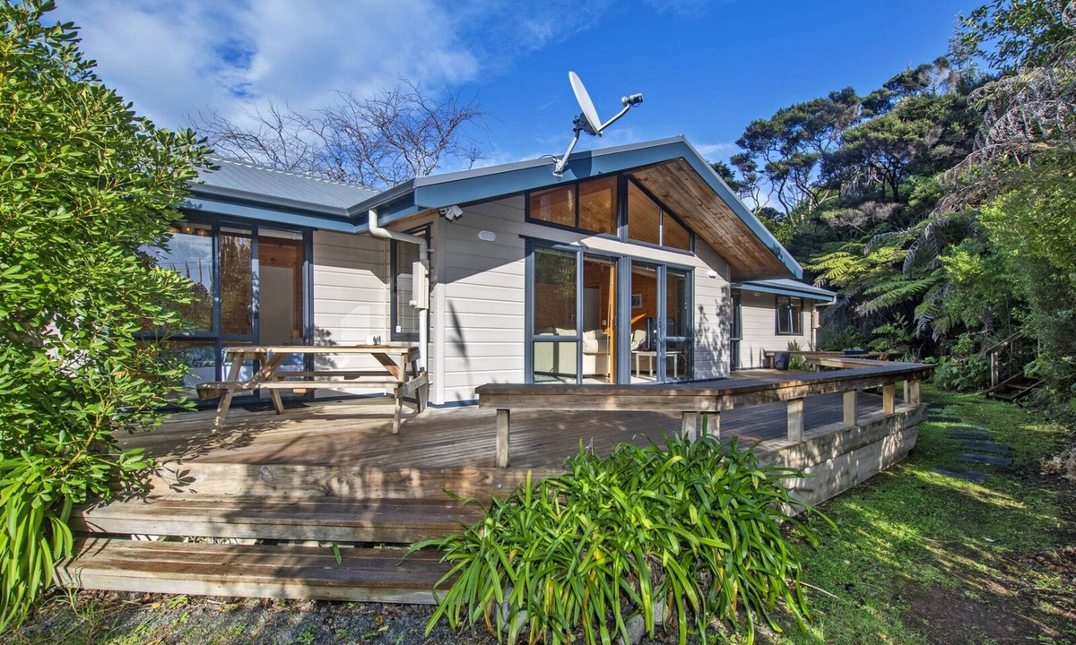 Mangawhai Heads House | Pearl Retreat - Mangawhai Heads Holiday Home
