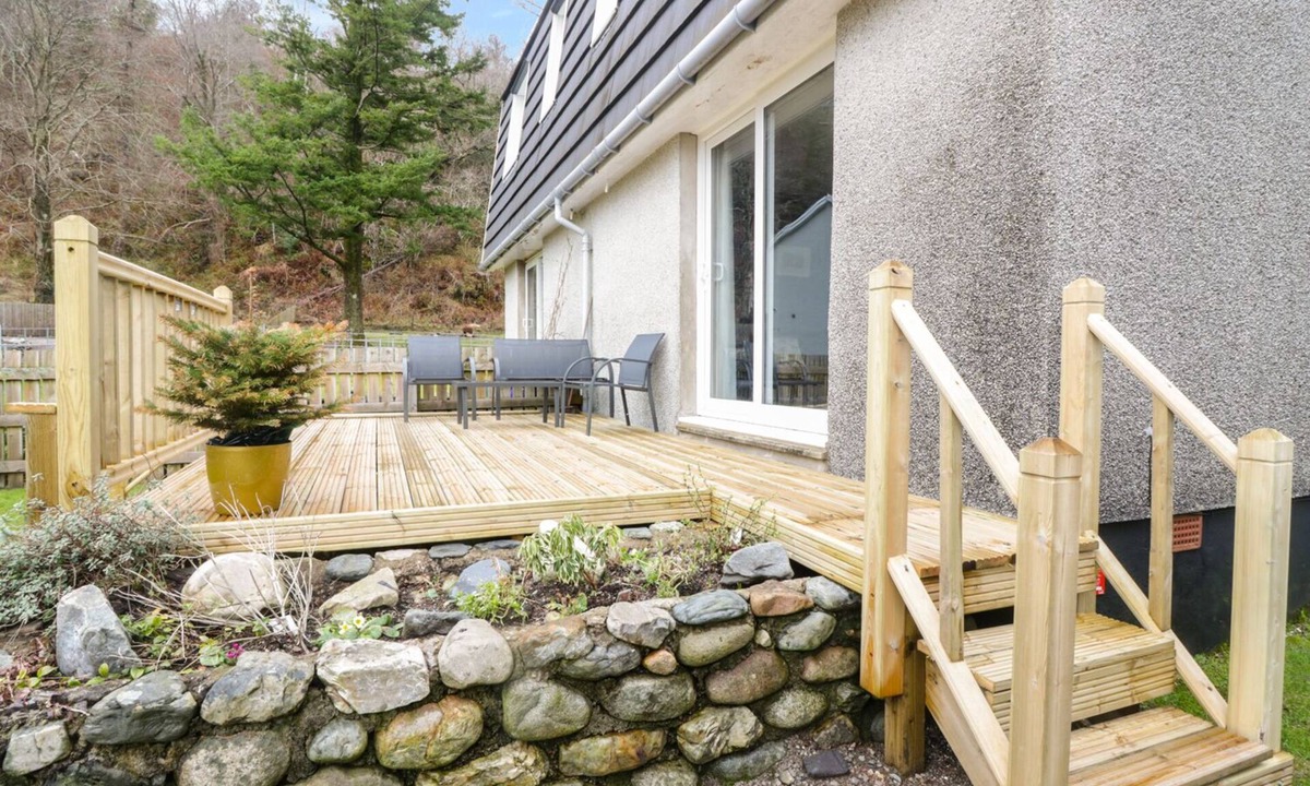 West Laroch Cottage | Pebble Nook