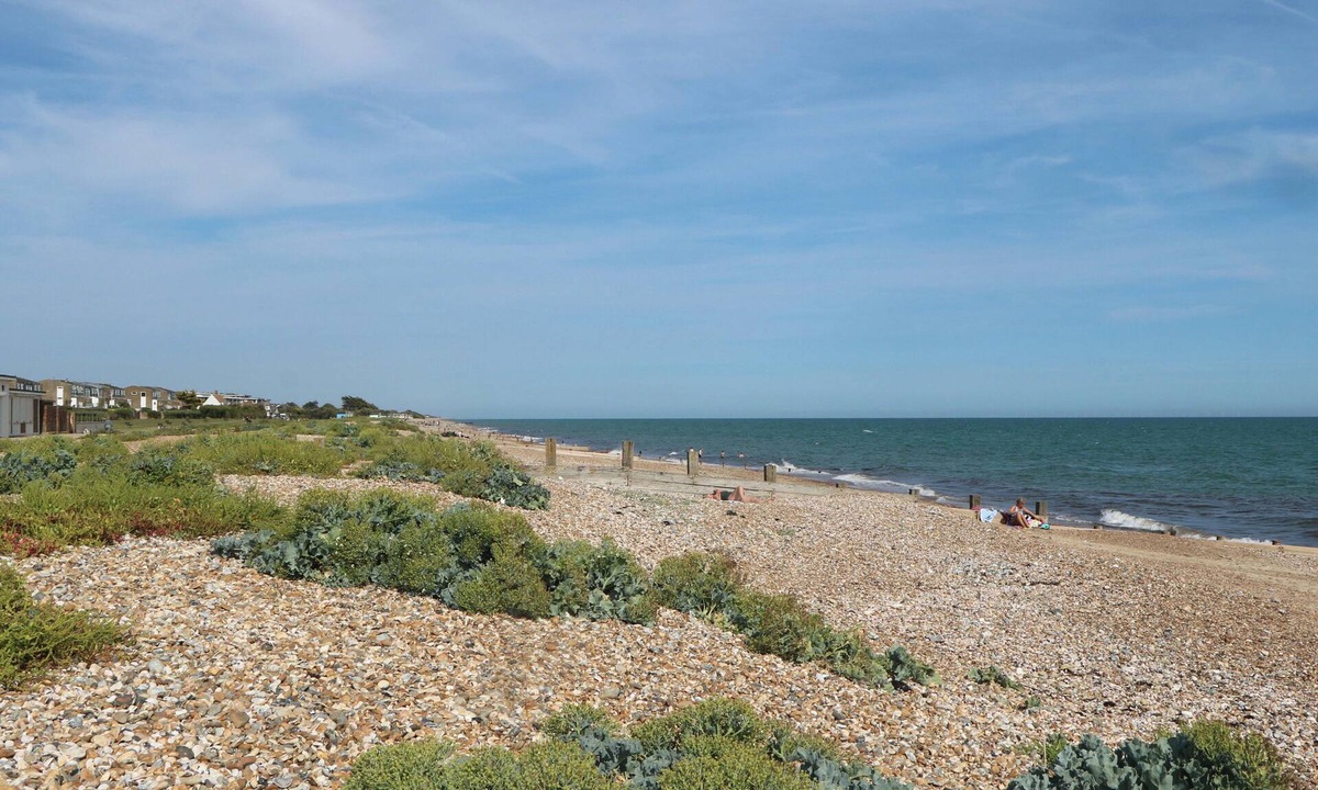 Rustington Cottage | Pebble Place