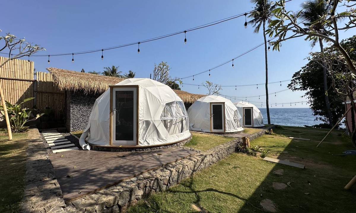Kubu Hotel | Pebbles & Fins