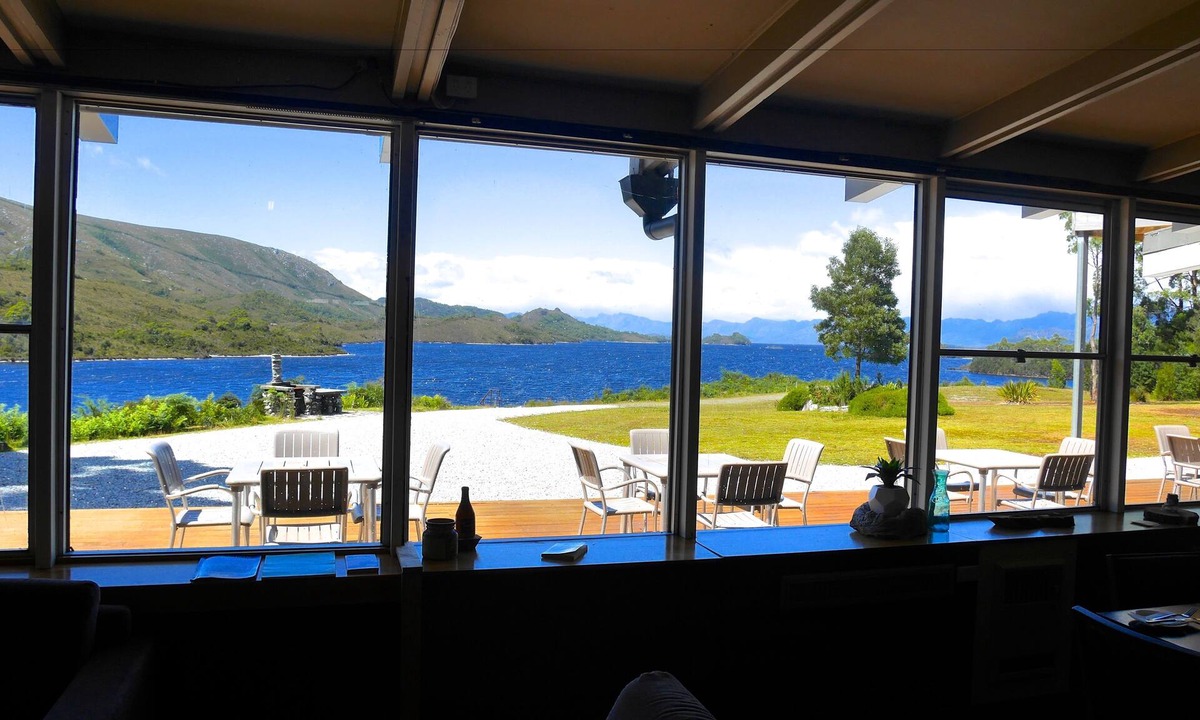 Strathgordon Hotel | Pedder Wilderness Lodge