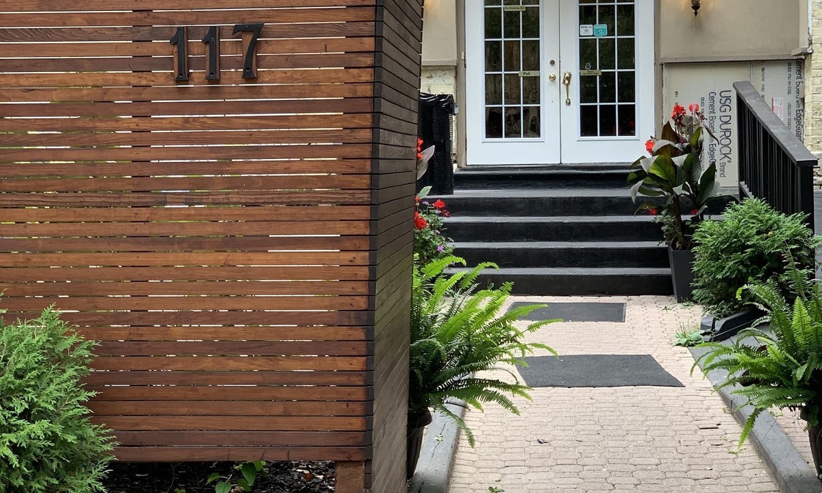 Garden District Hotel | Pembroke Inn