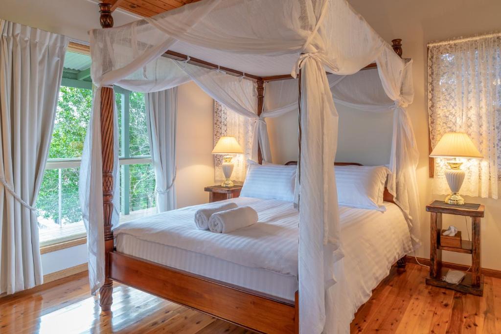 Mapleton Ski Chalet | Pencil Creek Cottages