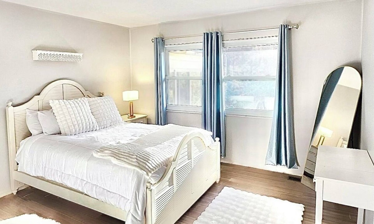 Park Forest Village House | Penn State Large Luxury Home in Prime Location with Game Room + Gym