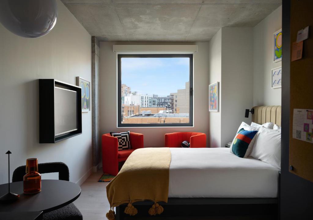 Williamsburg Hotel | Penny Williamsburg