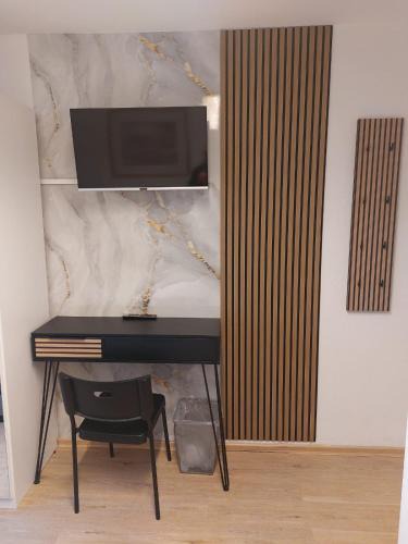 Gutleutviertel House | Pension Alpha