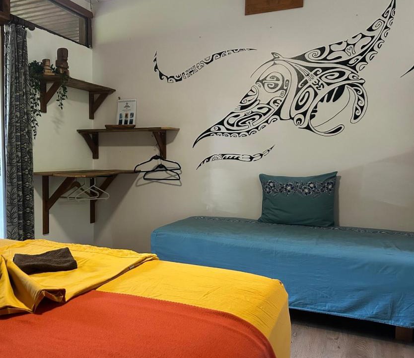 Rangiroa Bed & Breakfast | Pension Bounty Rangiroa - Art Gallery & Tropical Garden