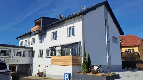 Breitenguessbach House | Pension Karin