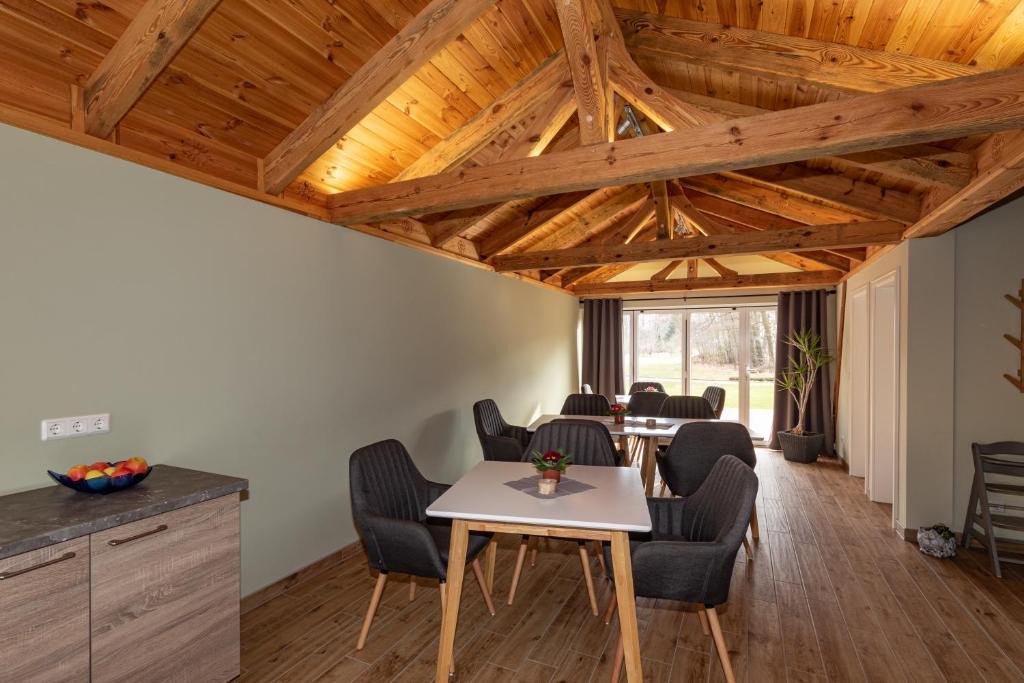 Burg-Dorf House | Pension Lukask