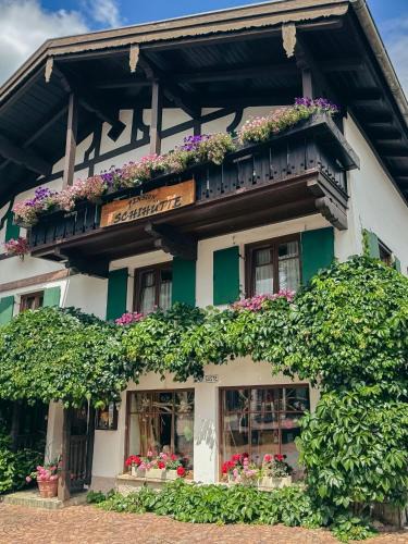 Oberstaufen House | Pension Schihütte