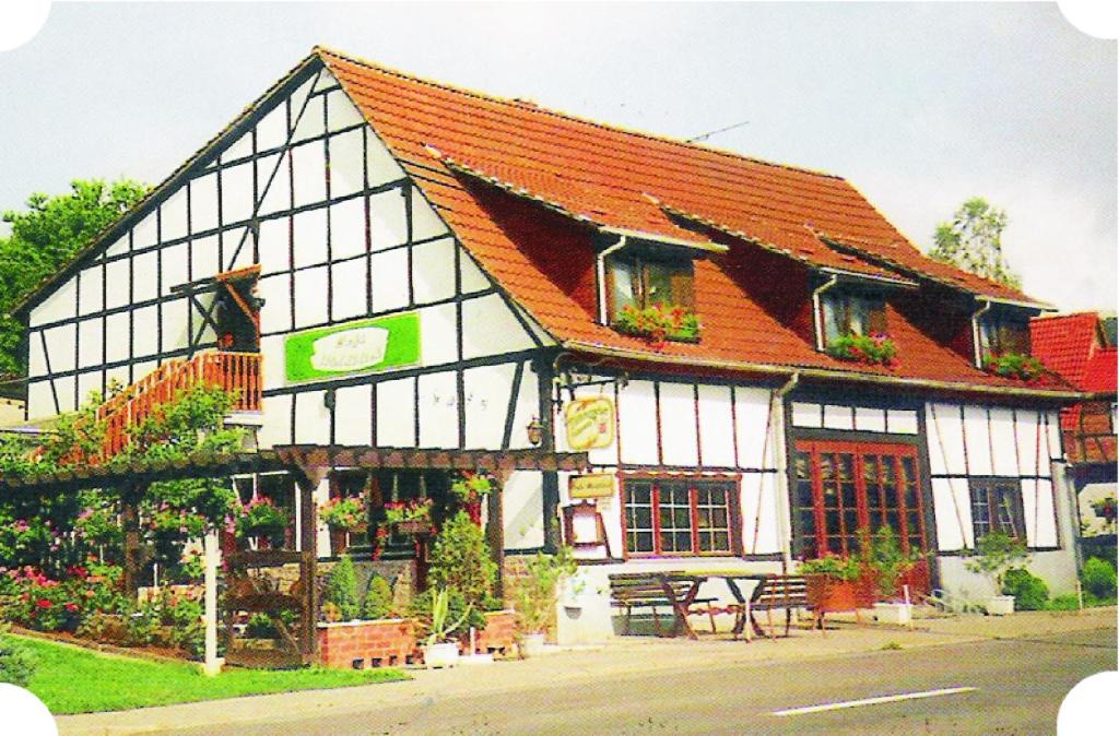 Sangerhausen House | Pension Waldblick