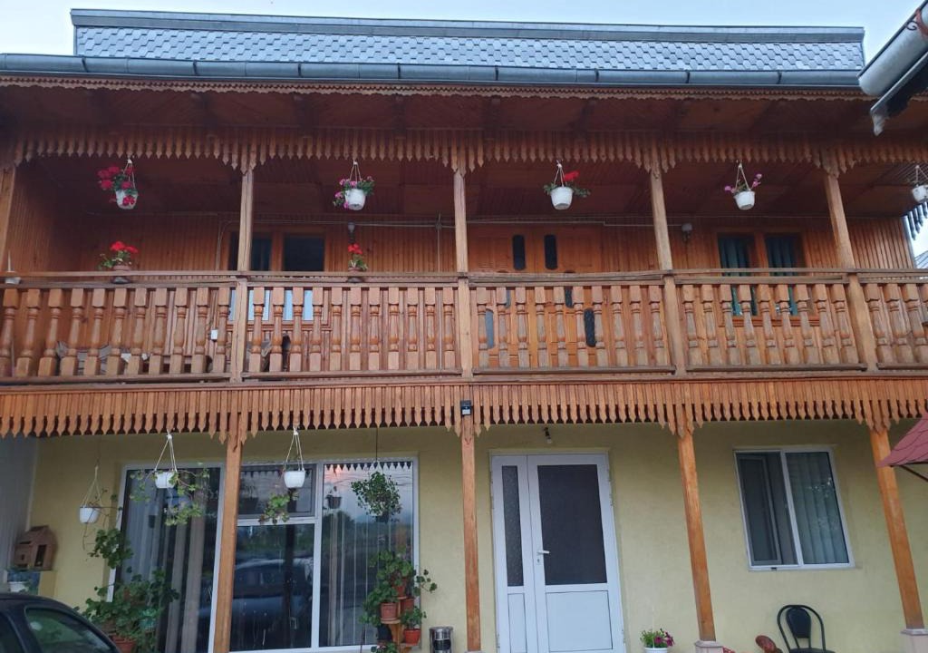 Varatec House | Pensiunea Casa Ana