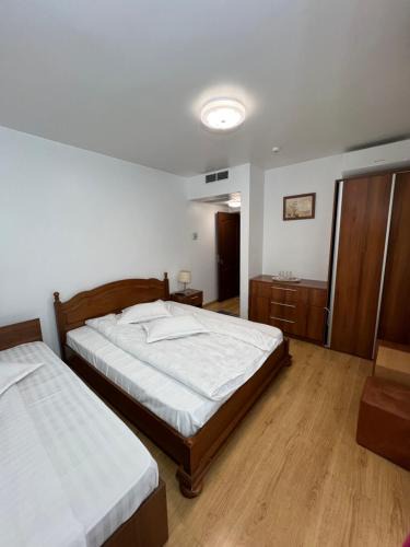Bacau House | Pensiunea Cezara