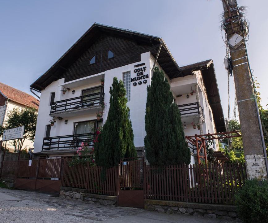 Corbeni House | Pensiunea Colt de Munte
