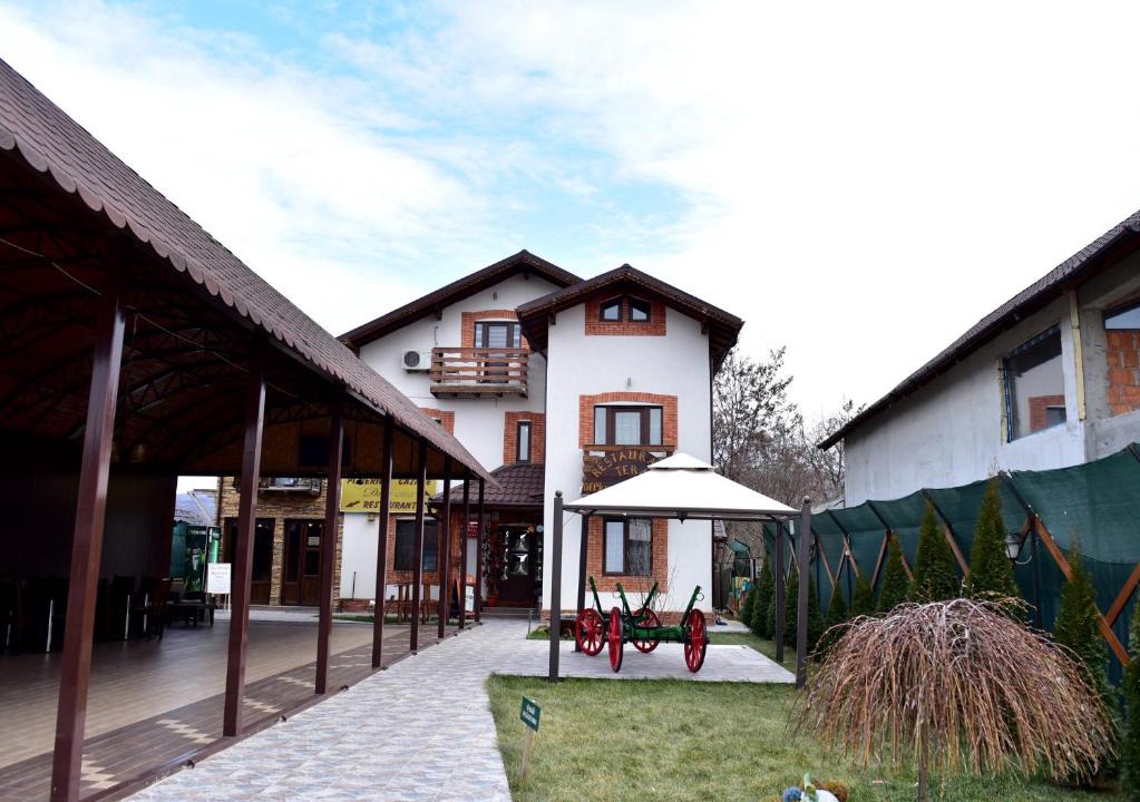 Valenii de Munte House | Pensiunea Dely Cios