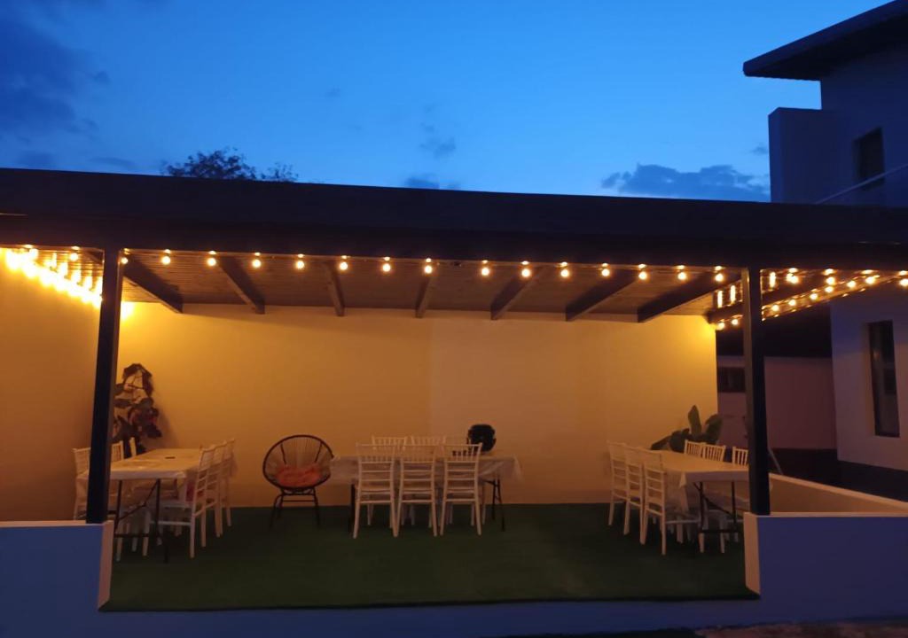 Baia de Fier House | Pensiunea Fira