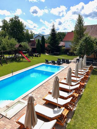 Praid Bed & Breakfast | PENSIUNEA KELEMEN