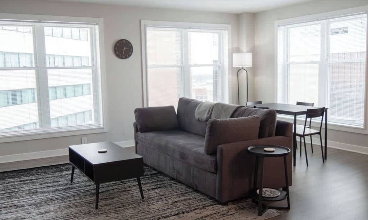 Wholesale District Apartment | Penthouse 2BR Downtown Indy w/Private Patio