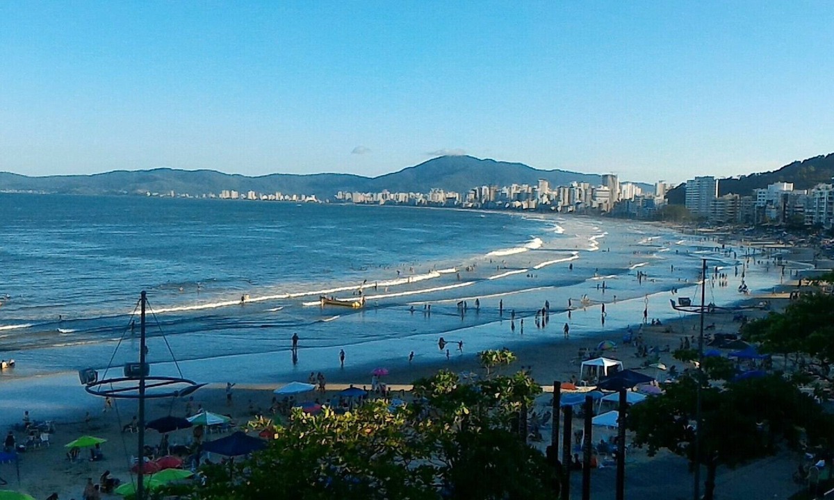 Centro Apartment | Penthouse apartment with panoramic views of the entire Itapema bay.