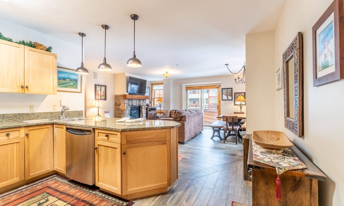 River Run Condo | Penthouse Condo with Rooftop Deck & Village Views, Short Walk to Base/Gondola