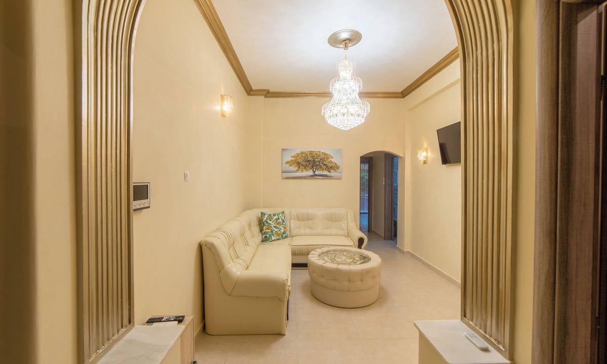 Ano Patisia Villa | Penthouse Oasis