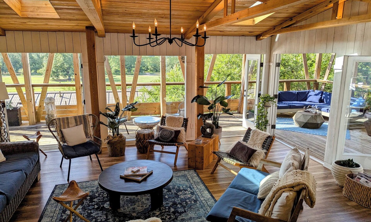 Barton Hills House | Penthouse Views-S. Gate Barton Springs Pool-Costa Rican cool breeze influenced