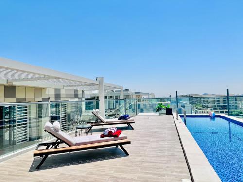Al Raha Beach Apartment | Penthouse with Private Pool Al Raha Lofts 1