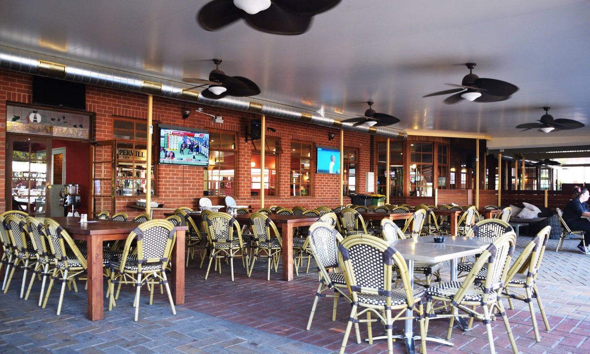 Shepparton South Hotel | Peppermill Inn