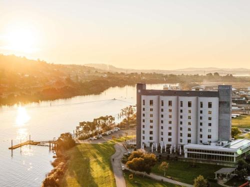 Invermay Hotel | Peppers Silo Launceston