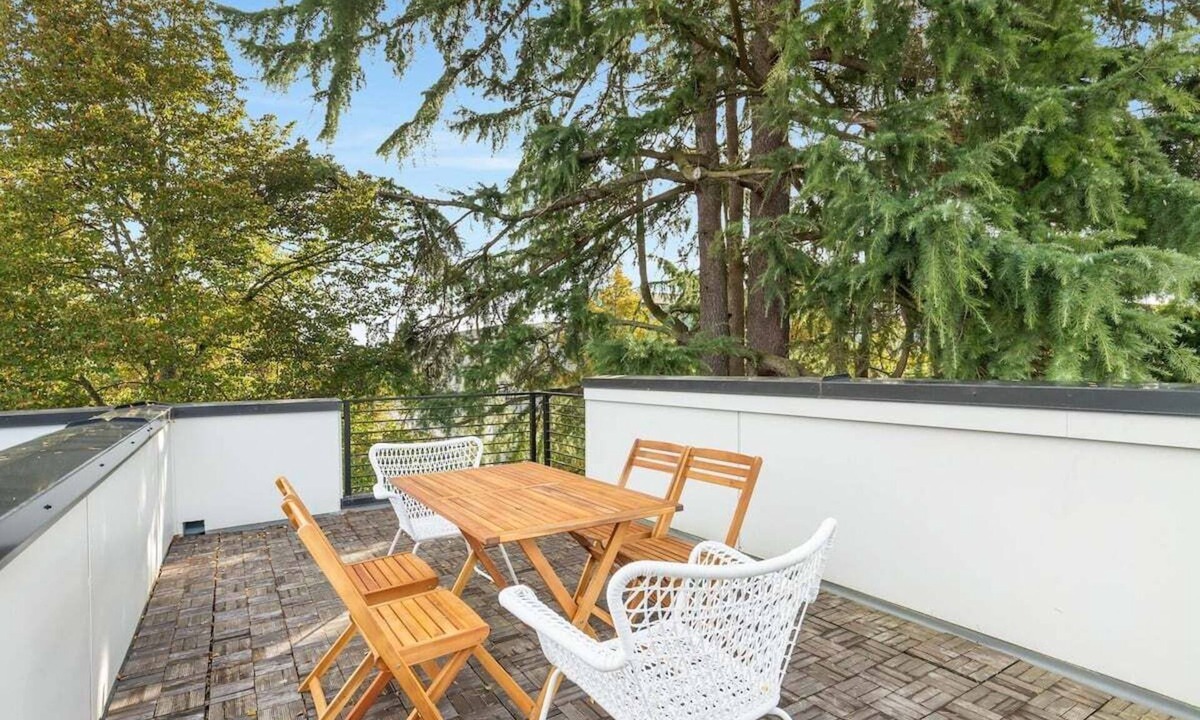 Maple Leaf House | Perch - Roosevelt Retreat: Chic 2-Bed Townhome with Parking and Patio
