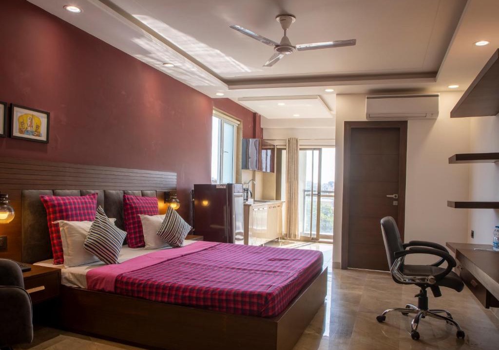 DLF Phase 3 Apartment | Perch Service Apartment DLF Cyber City
