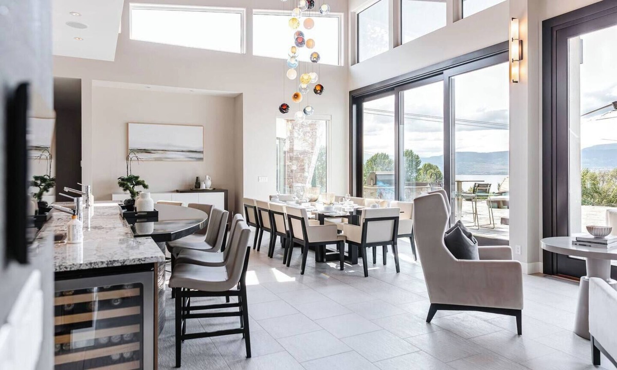Southwest Mission House | Perched above Okanagan Lake in Upper Mission, Cascadia gives you infinity pool views, a private hot tub, luxe bedrooms with ensuites, a chef kitchen, theater room, games lounge & concierge support. Perfect for group trips, families & special occasion