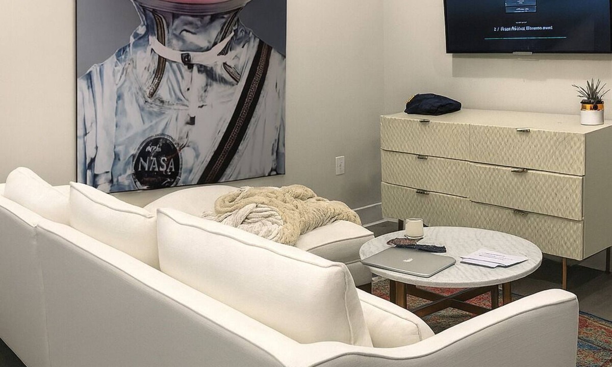 Irvine Business Complex Apartment | Perfect 1-bedroom studio apartment in Irvine for a relaxing, luxury stay