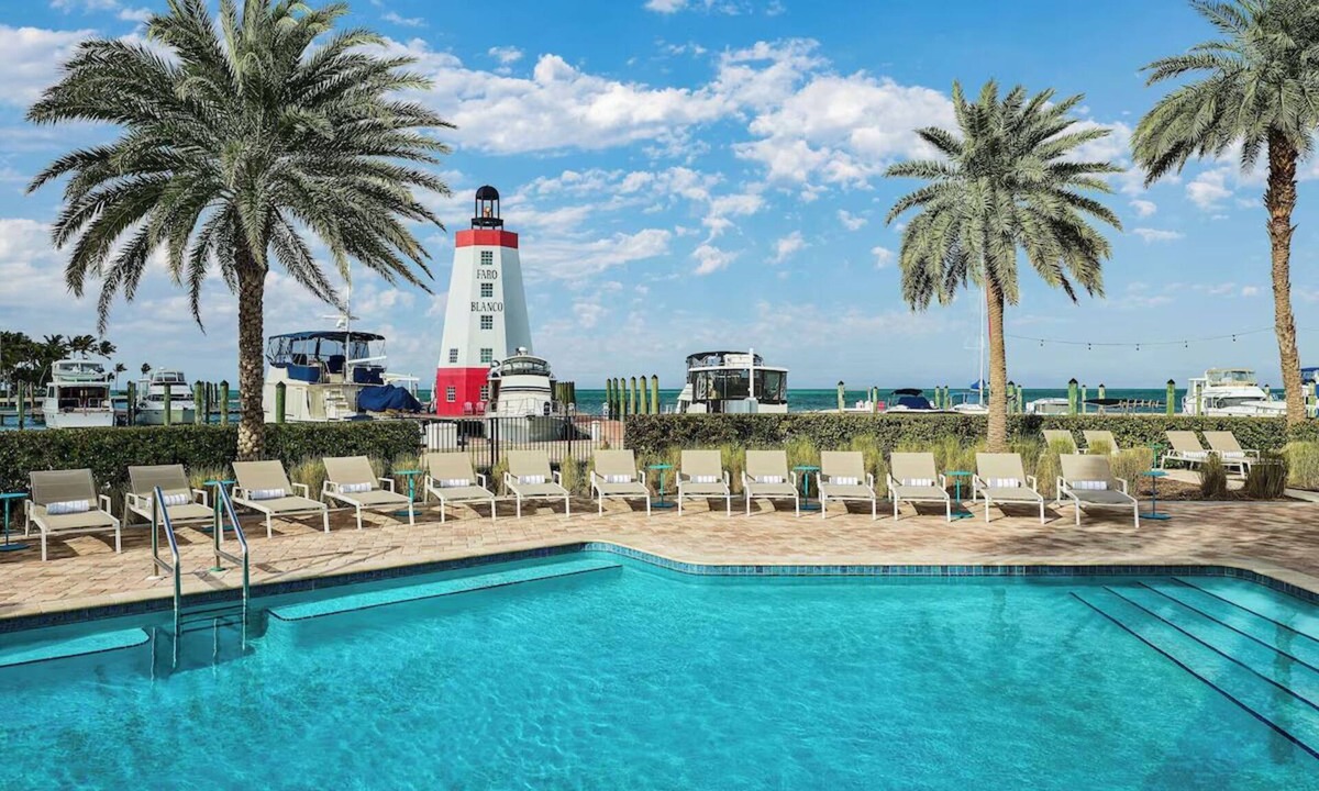 Marathon Hotel | Perfect for Beachside Relaxation! Outdoor Pool, Pets Allowed, Near Pigeon Key!
