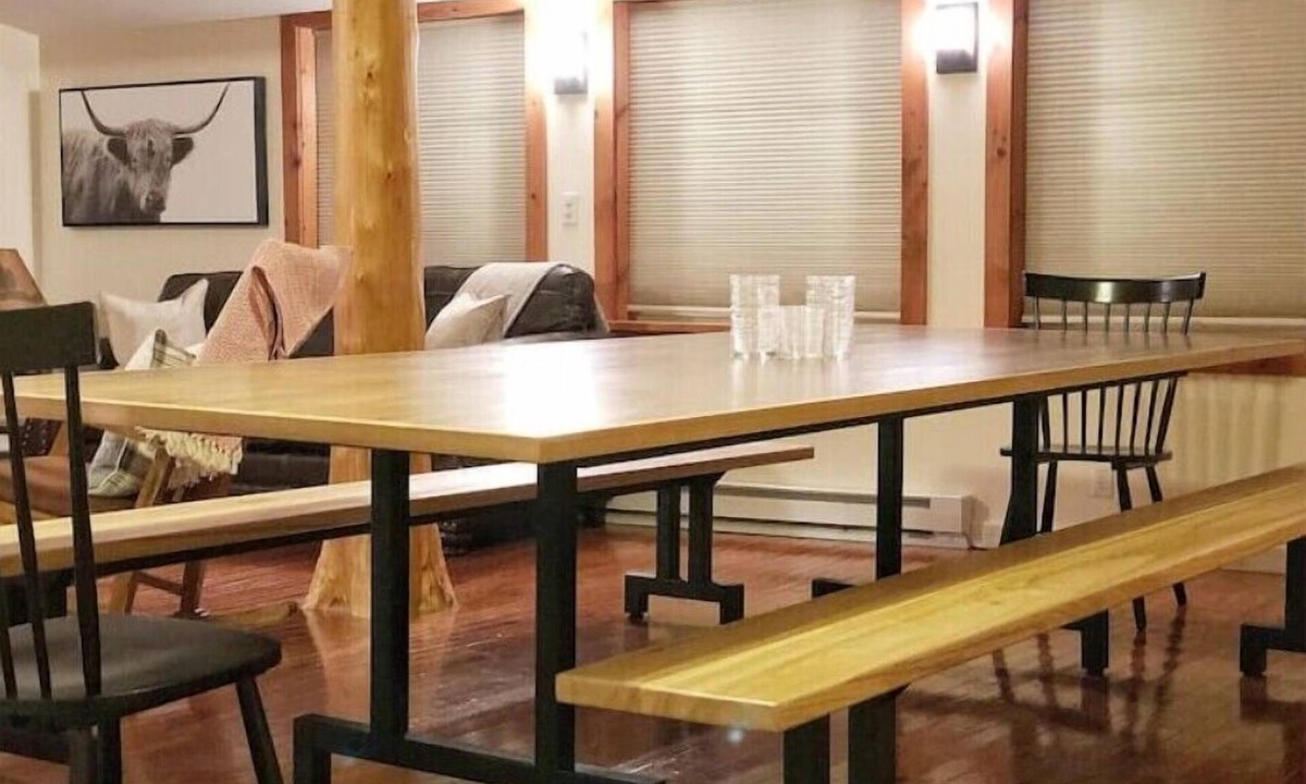 Lake Placid House | Perfect for Families- Walk to Town, 7 Beds, Dogs Welcome