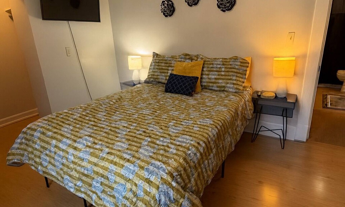 Morgantown Apartment | Perfect for Groups! 3BR/3BA Near WVU & Downtown