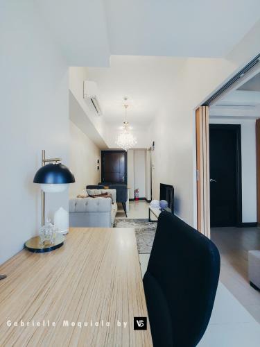 Bonifacio Global City Apartment | Perfect for Working, Quiet & Relaxing at Uptown BGC