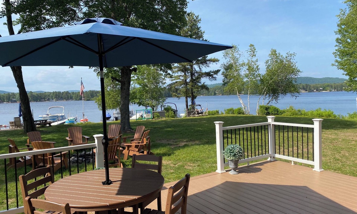The Bays House | Perfect Lakefront Family Get-A-Way/Private Dock/Firepit/Sandy Beach