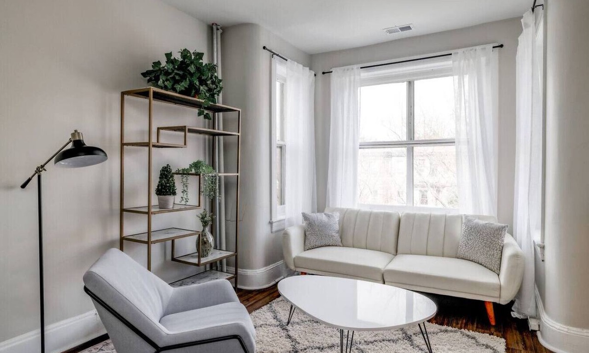 Adams Morgan Apartment | Perfect Location in Adams Morgan & Authentic Charm