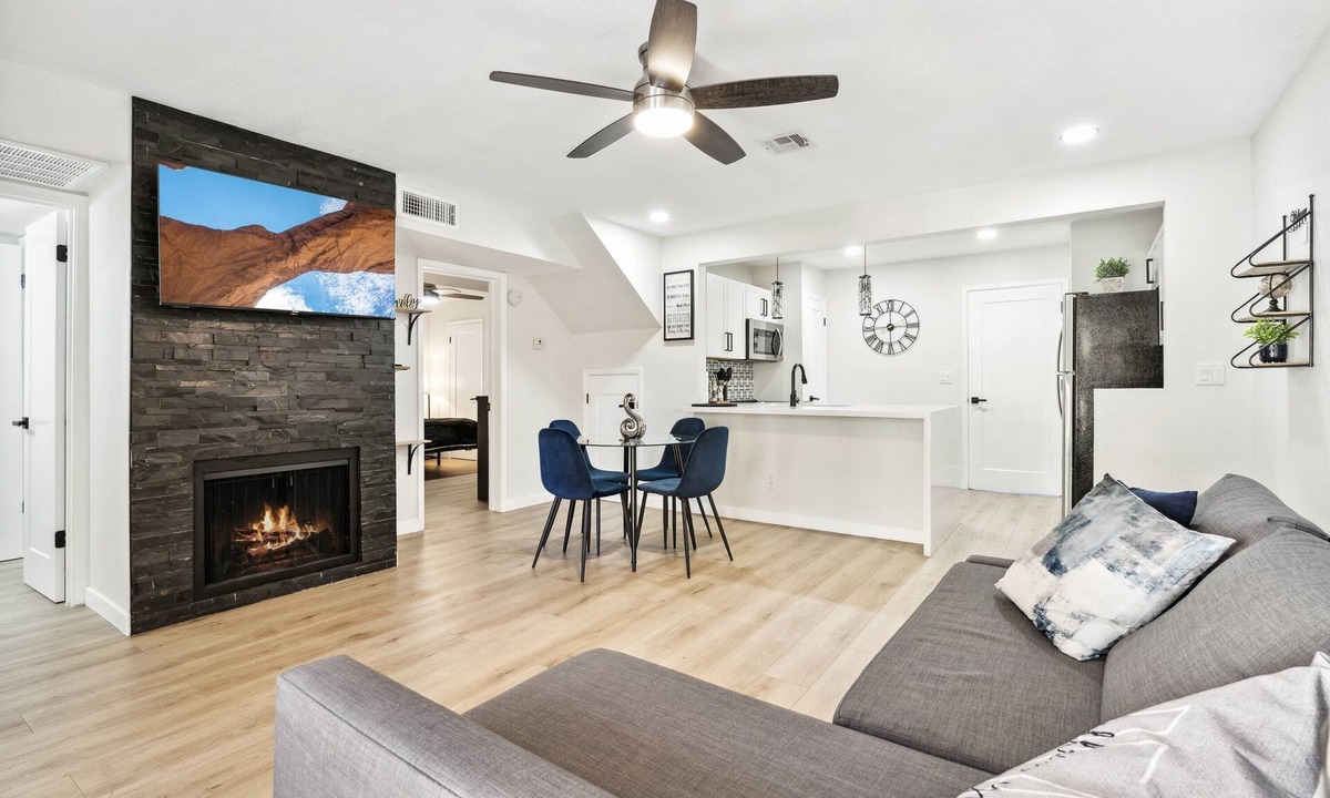 North Center Revitalization Association House | Perfect Private Desert Getaway by Hohokam Stadium!