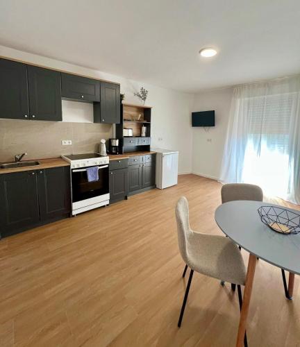 Ludwigshafen Apartment | perfekte Unterkunft 6 für Monteure & Handwerker mit WLAN