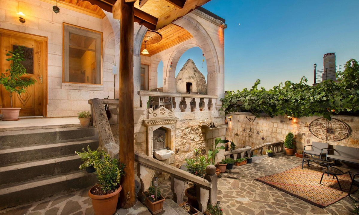 Ortahisar House | Peri Cave Konak