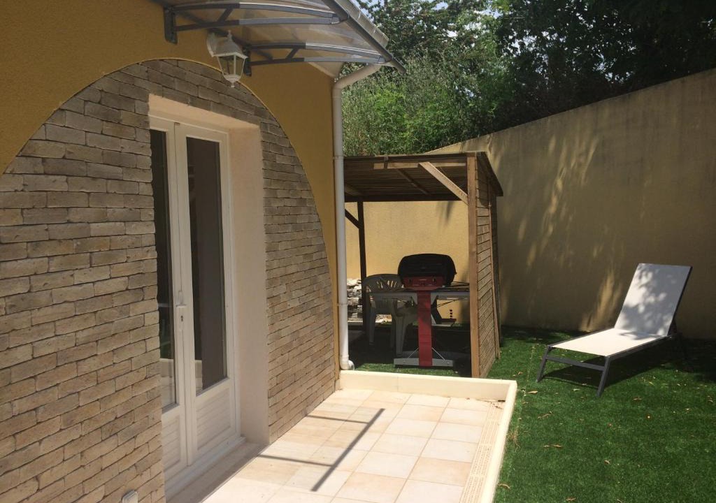 Peri House | Peri village