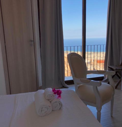 Santa Caterina dello Ionio House | Perla Del Borgo Bed and Breakfast