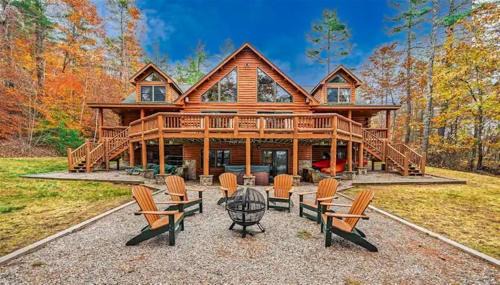 Denmark Villa | PERLEY POND LODGE LIMIT 14