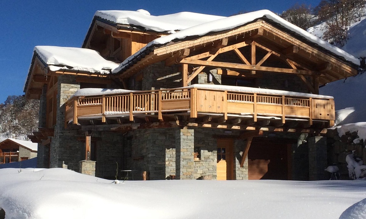 Valmeinier Ski Chalet | Permanent Chalet Spa Sauna Bar