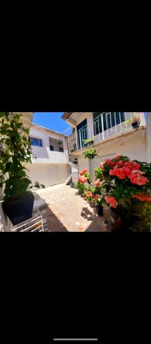 Comuna 3 Apartment | Pescaito Beach