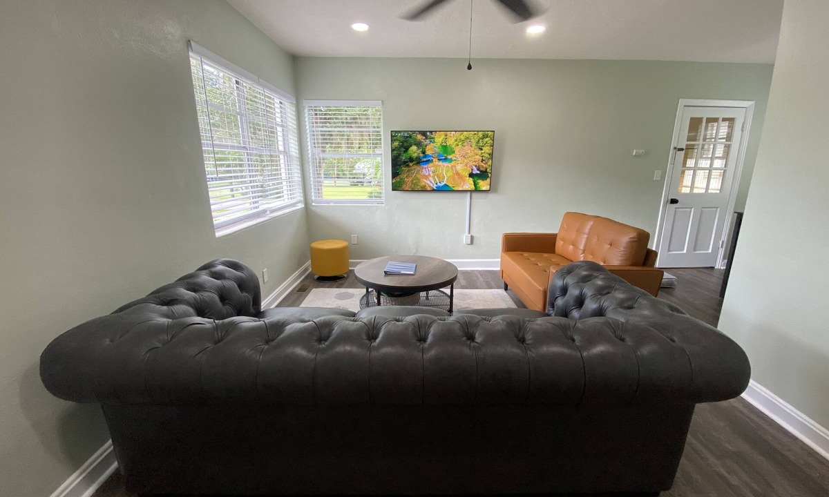 Fort King District House | Pet friendly 2-bdrm home minutes from the square