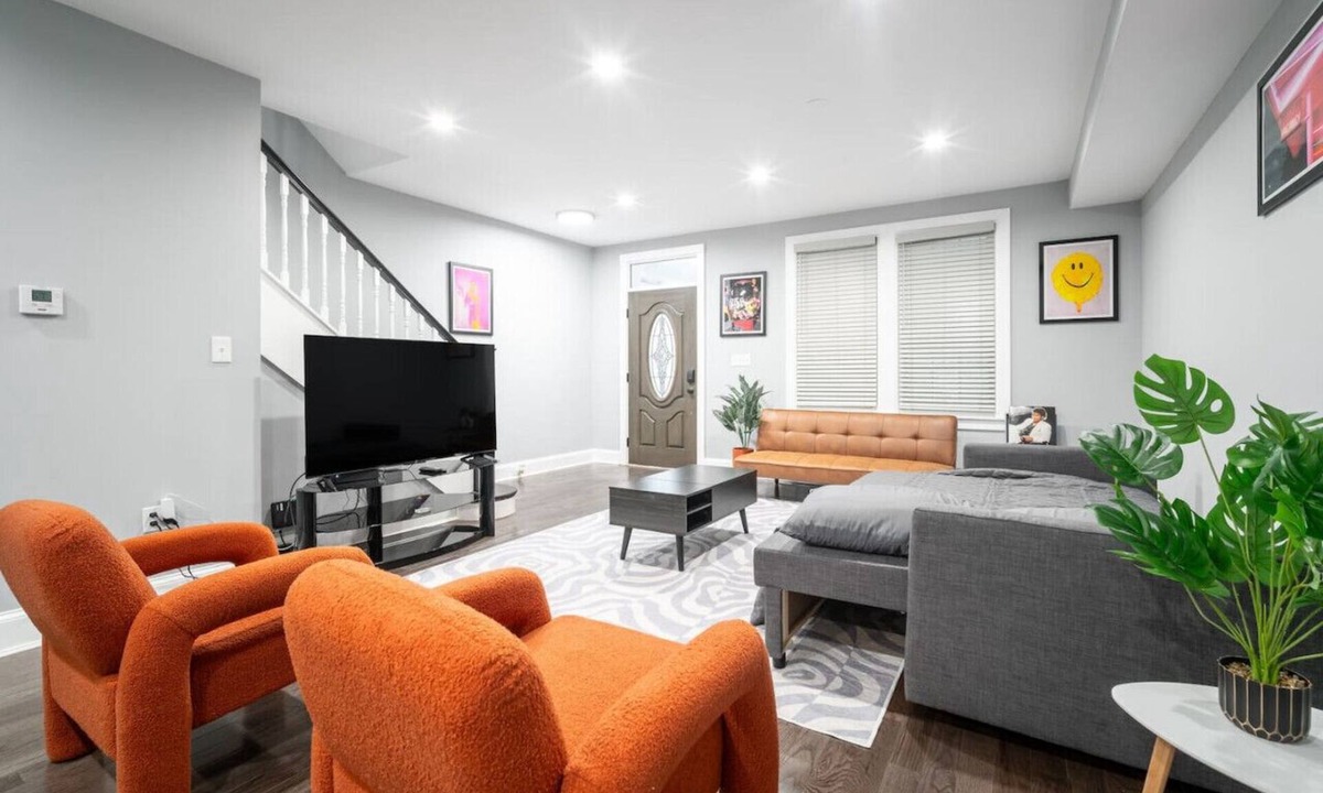 Brightwood Park House | Pet-Friendly 3BR DC Home | Free Parking + Backyard + Prime Location