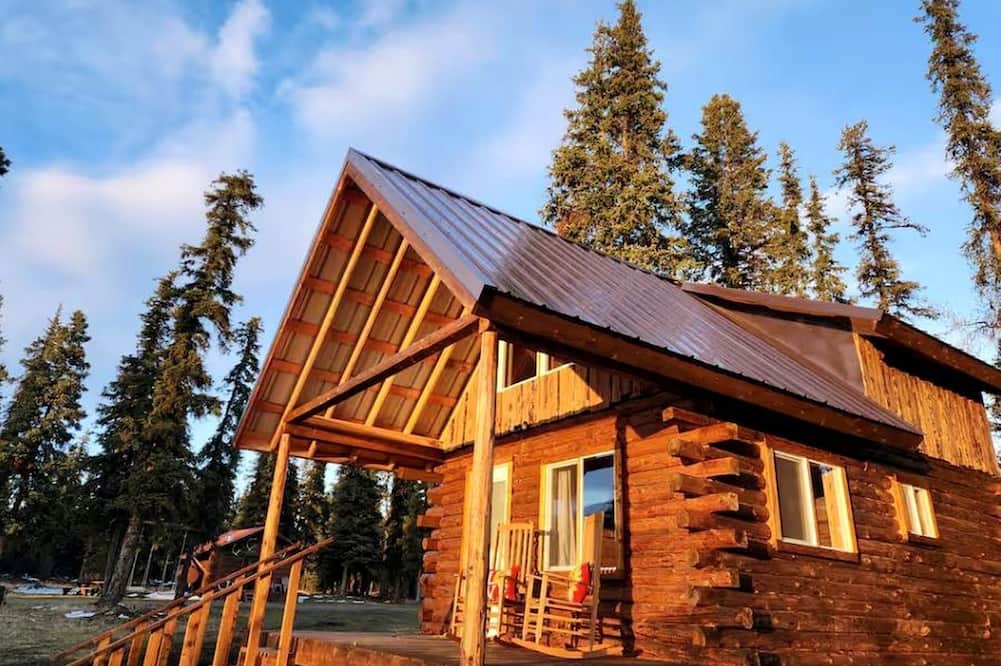 Nabesna Cabin | Pet Friendly Alaskan Cabin for Mountain Glamping in Wrangell St. Elias National Park and Preserve
